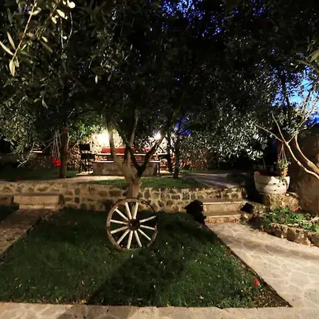 Villa Luxury Robinson With Pool & Jacuzzi Ždrelac