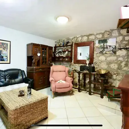 Luxury Robinson With Pool & Jacuzzi *