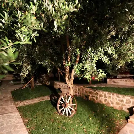 فيلة Luxury Robinson With Pool & Jacuzzi